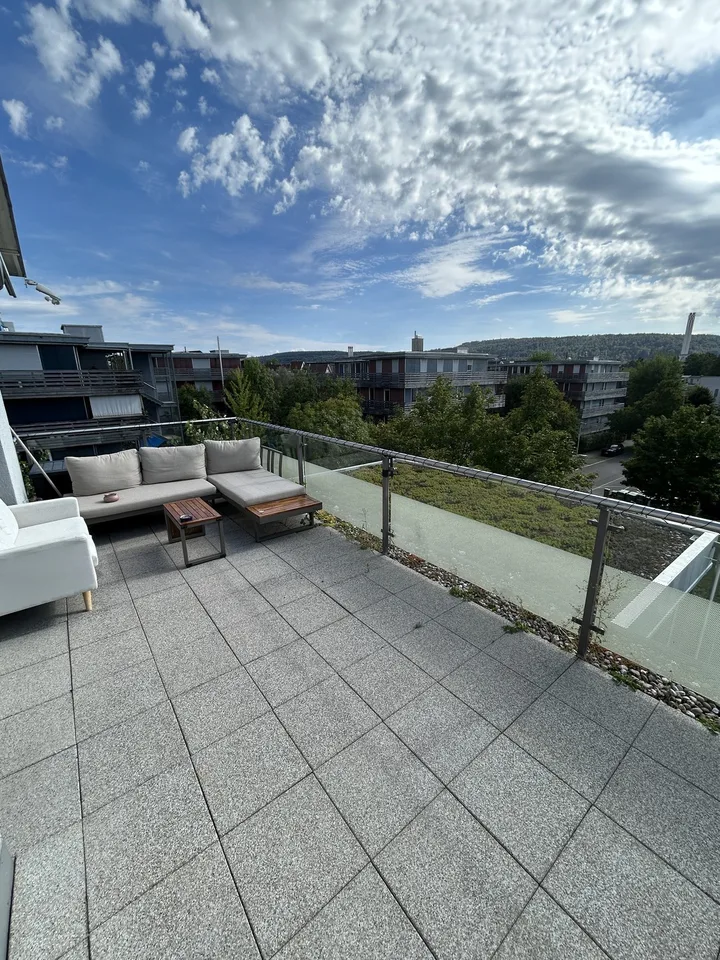 Nachmieterin für WG-Zimmer in Wallisellen gesucht (nur für Frauen) 🏡