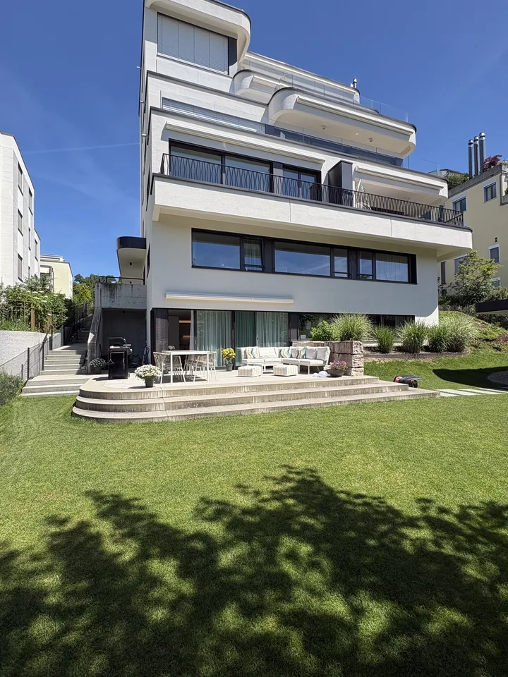 Moderne 3.5-Zimmer-Wohnung in Meilen