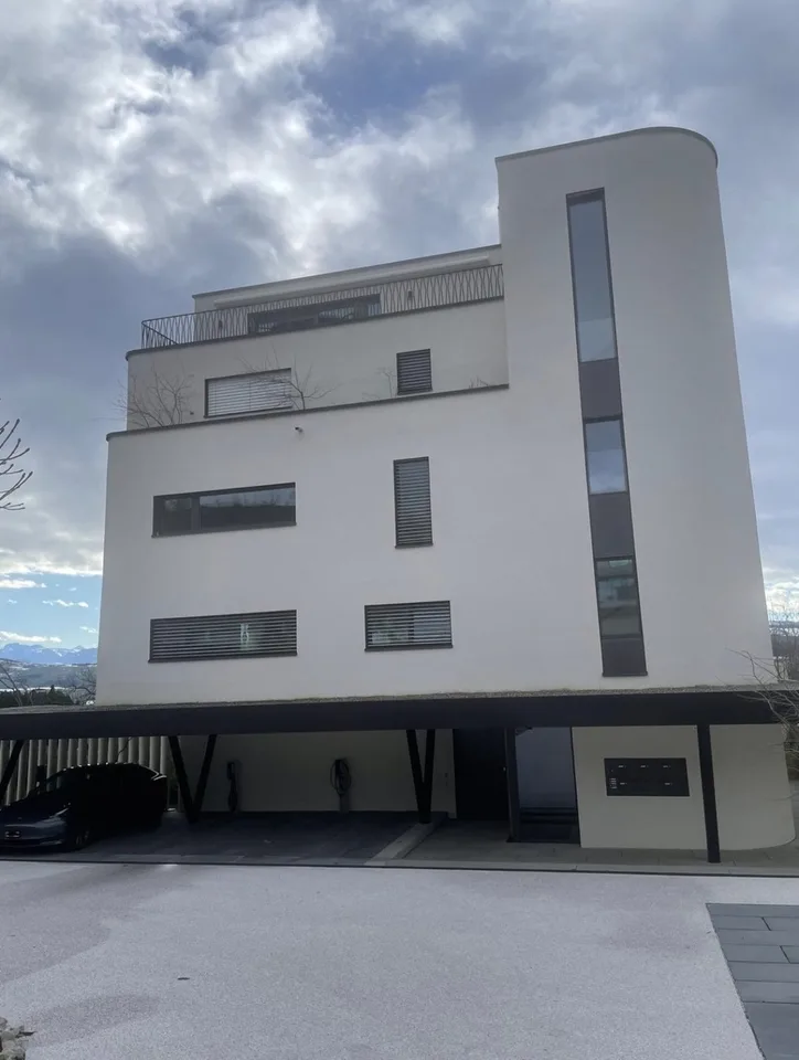 Moderne 3.5-Zimmer-Wohnung in Meilen