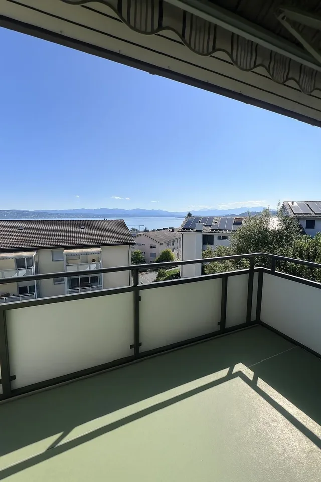 Private Room in Shared Apartment in Richterswil