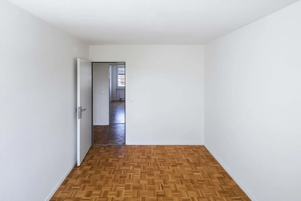 Grosszügige 3.5-Zimmerwohnung in Menzingen zu vermieten
