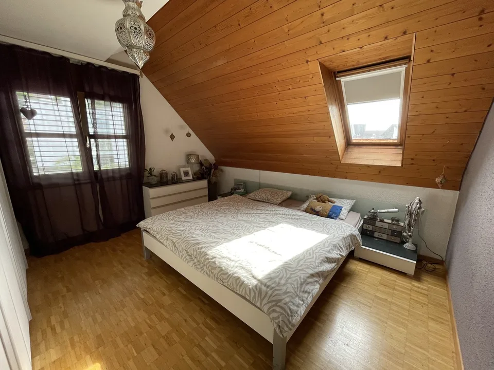 grosszügige 4 1/2 Zimmer-Maisonettewohnung