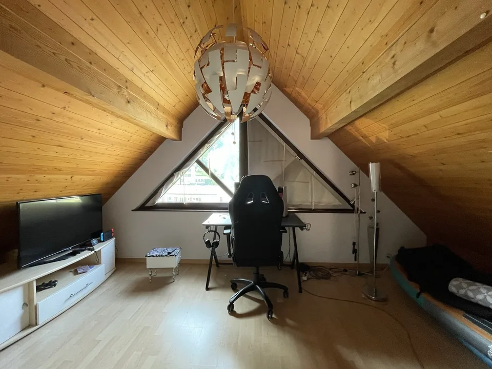 grosszügige 4 1/2 Zimmer-Maisonettewohnung