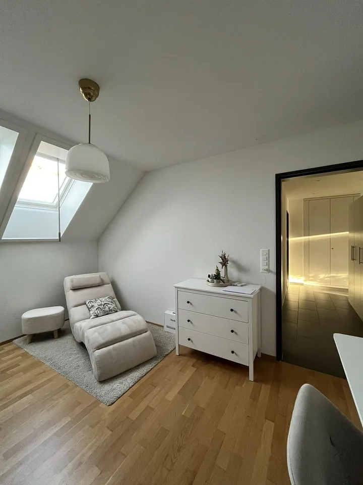 3.5 Zi 95m2 Wohnung in Holziken
