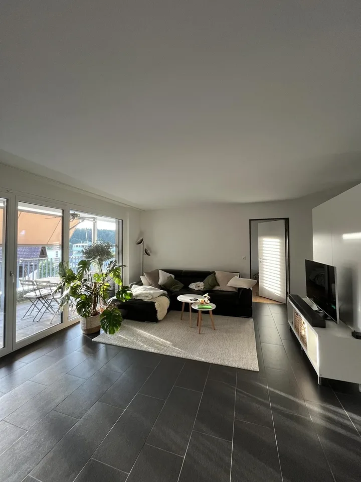 3.5 Zi 95m2 Wohnung in Holziken