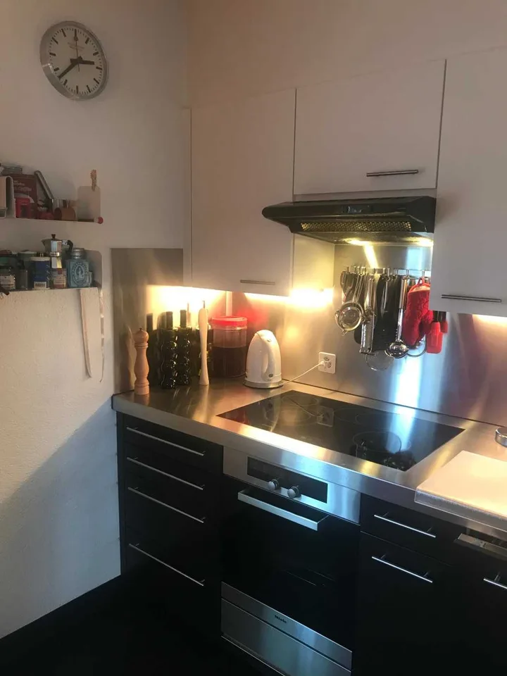 Ruhige, helle Wohnung in Seenähe und an S-Bahn