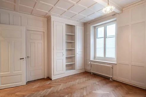 Mehrere Einzelzimmer in historischem Stadthaus (ab 14 m2) - befristet, ab 15. September verfügbar