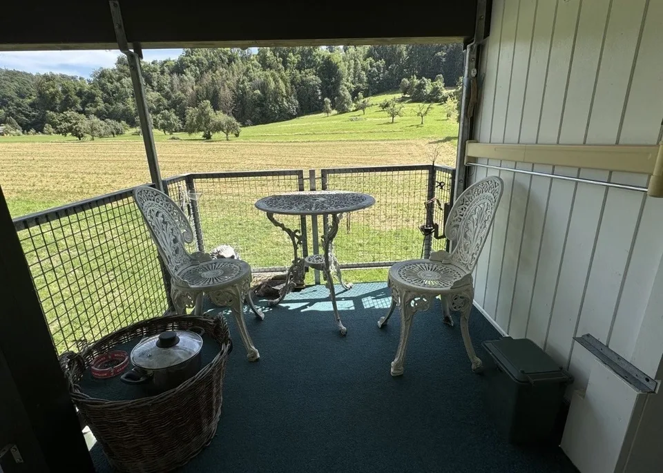 Wohnen mit Loft-Charakter – Charmante 3 Zimmer-Dachwohnung in Leibstadt