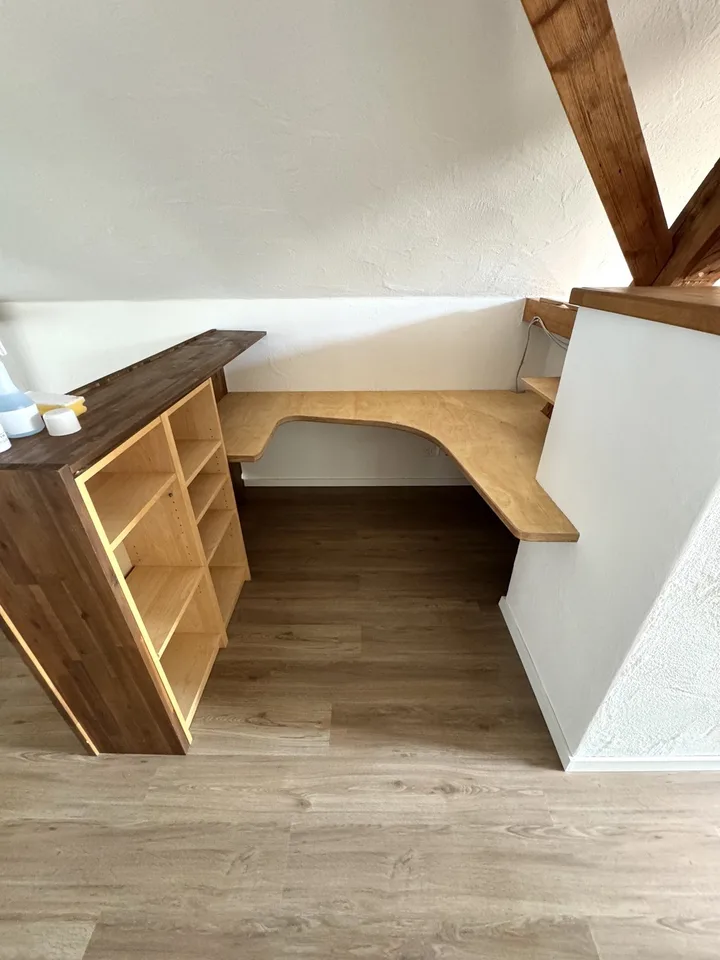 Wohnen mit Loft-Charakter – Charmante 3 Zimmer-Dachwohnung in Leibstadt