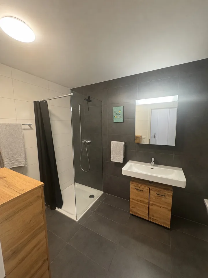 Appartement à louer à Düdingen 2.5 pièces intérieur 67 m' avec terrasse de 17,8 m2