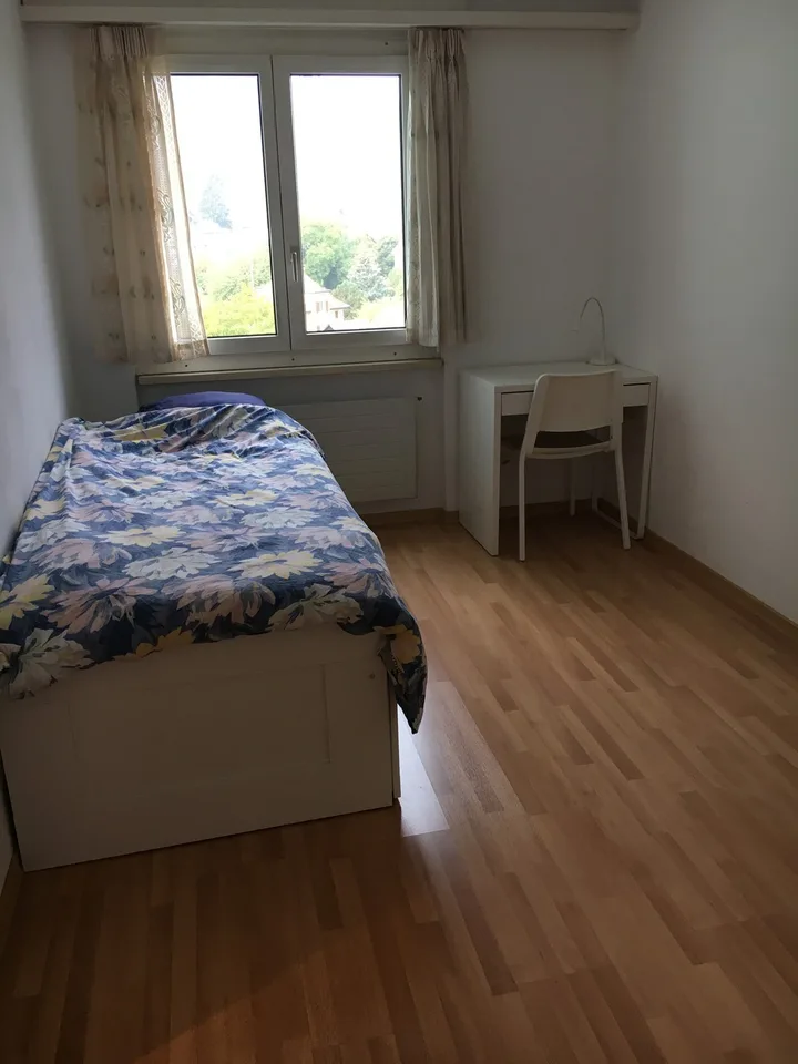 Einzelzimmer im WG, Neuenhof