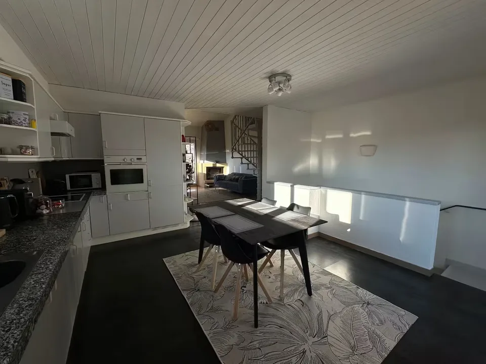 Furnished Apartment for Temporary Rental in Duillier