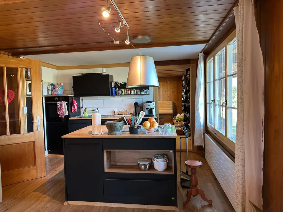 Zwei Zimmer frei in gemeinschaftlicher WG auf Hof in Schwarzenburg Nähe Bern