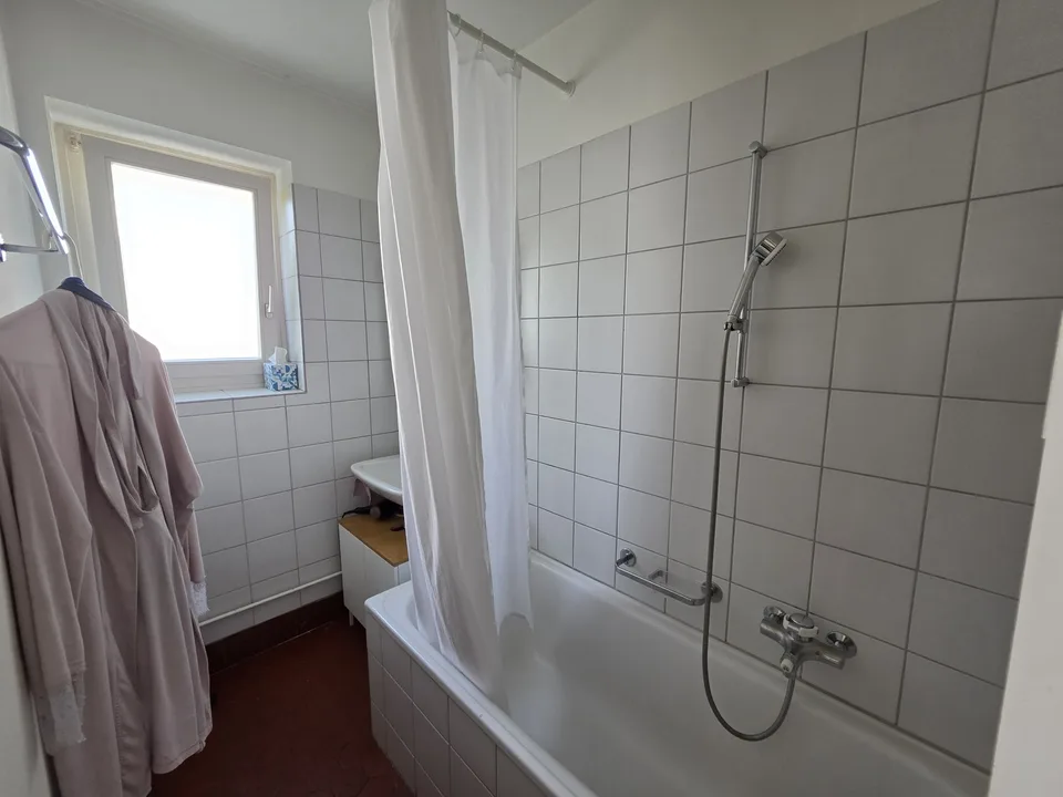herzige 3-Zimmerwohnung in ruhigem Wohnquartier im steuergünstigen Rüschlikon