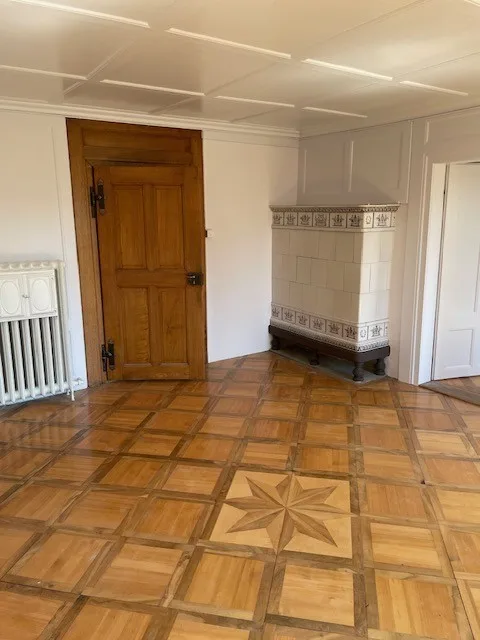 Repräsentativer Statthalterstock im Dorfkern von Schüpfen zu vermieten