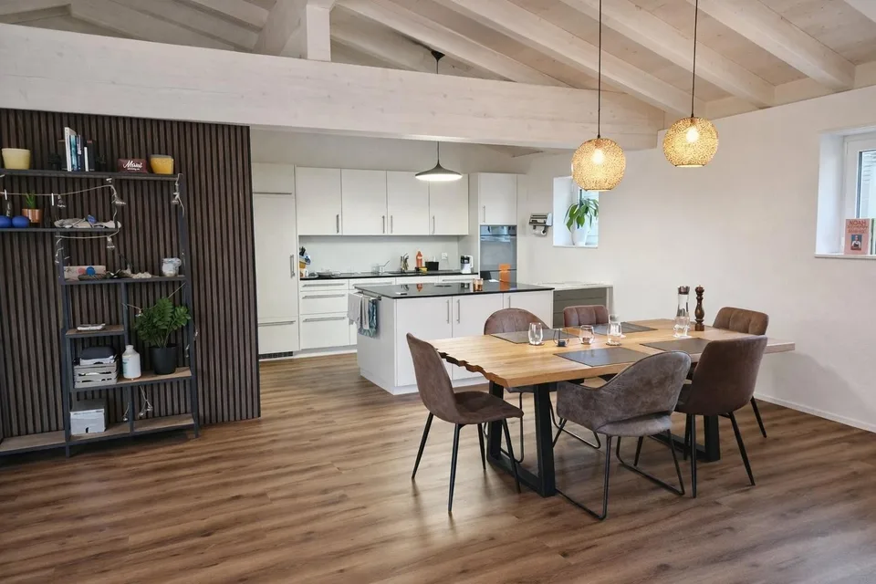 Exklusive 3.5-Zimmer-Wohnung in Ermensee mit Bergblick