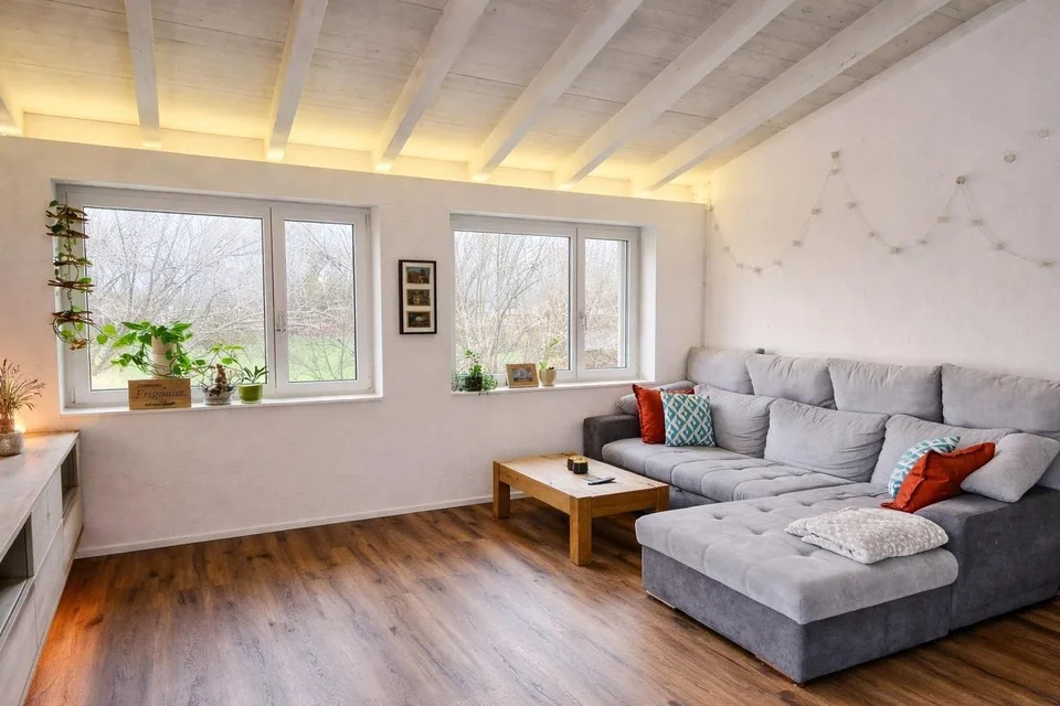 Exklusive 3.5-Zimmer-Wohnung in Ermensee mit Bergblick