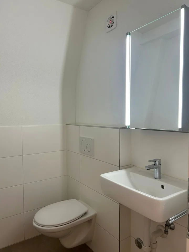 Bel appartement 5 pièces avec poêle à cheminée à louer – photo 9 sur 10