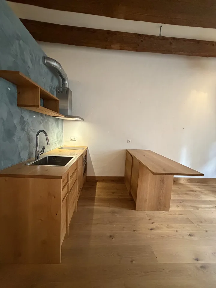 60 m² Neubau-Studio mit 4 m hohen Decken – Foto 8 von 12