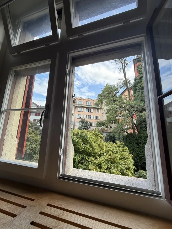 60 m² Neubau-Studio mit 4 m hohen Decken – Foto 4 von 12