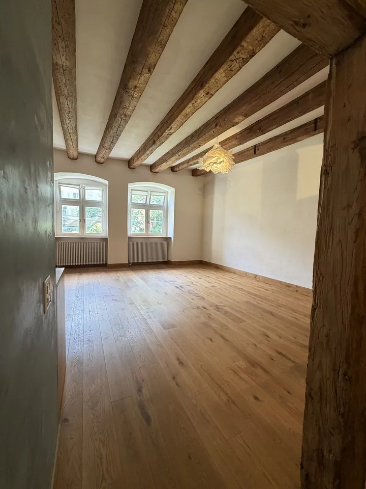 60 m² Neubau-Studio mit 4 m hohen Decken – Foto 7 von 12