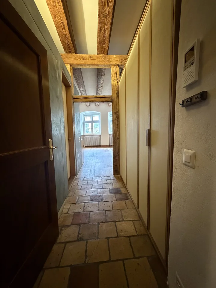 60 m² Neubau-Studio mit 4 m hohen Decken – Foto 2 von 12