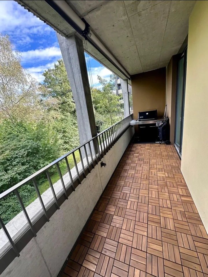 Moderne 2,5 Zimmer-Wohnung in Glattbrugg