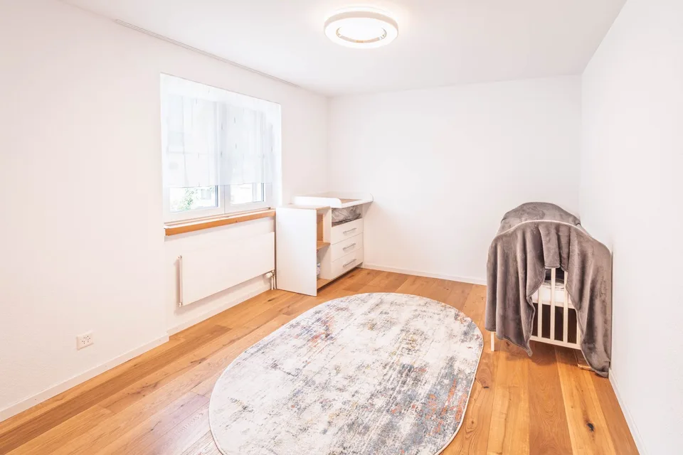 Grosszügiges Familienparadies mit 5.5 Zimmer – photo 5 of 21