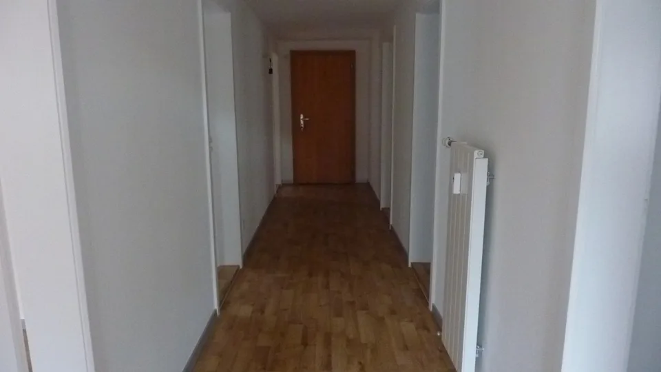 4.5 Zimmerwohnung in Danis zu vermieten