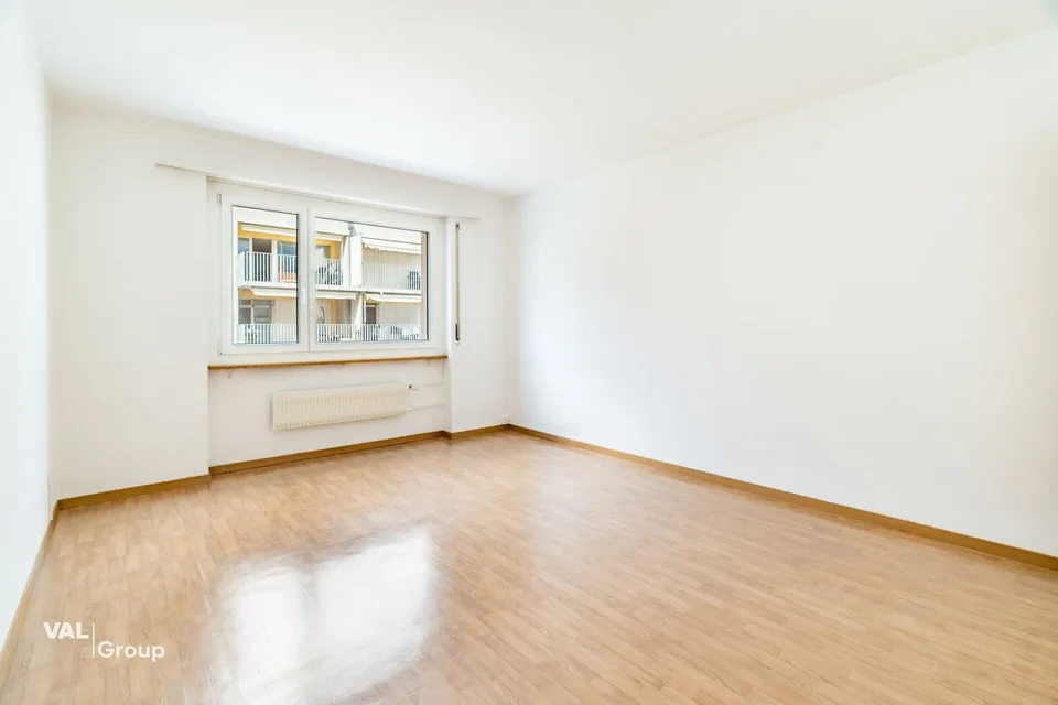 Zentrale 3.5-Zimmer-Wohnung mit Balkon in Visp