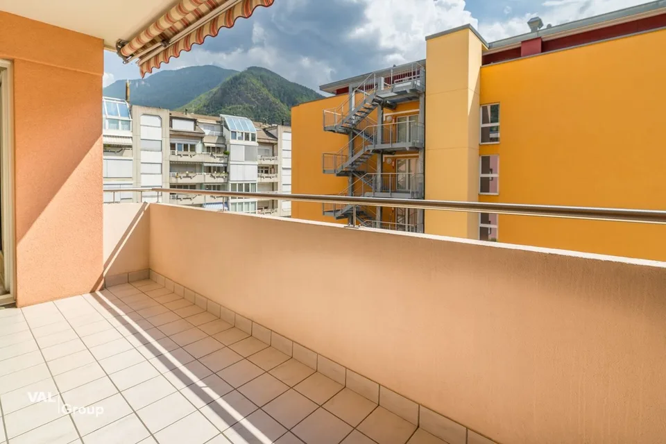 Zentrale 3.5-Zimmer-Wohnung mit Balkon in Visp