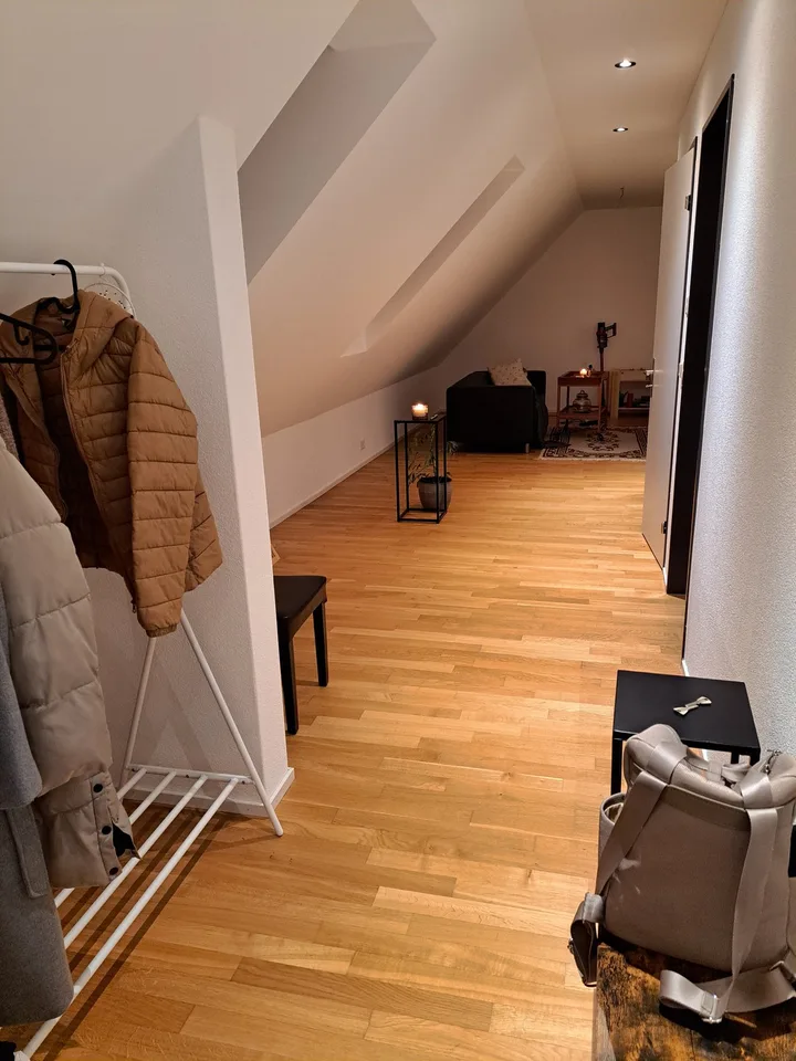 *Schöne, helle 3.5 Zimmer-Wohnung in Bettwiesen (TG) mit zwei sonnigen Balkonen*