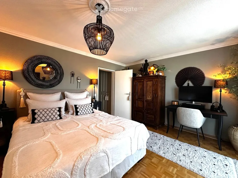 Helle und grosszügige 2½-Zimmerwohnung mit grossem Balkon in Kirchdorf AG