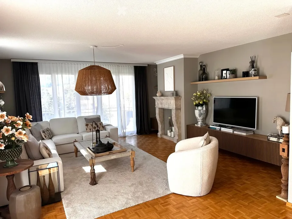 Helle und grosszügige 2½-Zimmerwohnung mit grossem Balkon in Kirchdorf AG