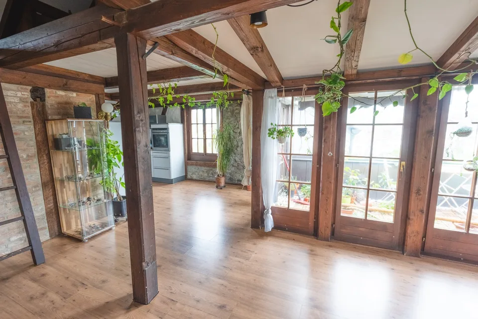 Altbau Dachwohnung mit Sicht auf Altstadt