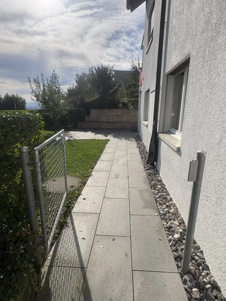 Ruhig gelegene 2,5 Zimmer-Gartenwohnung