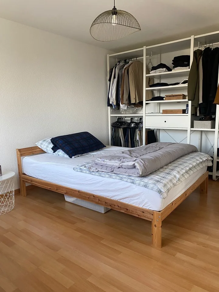 Moblierte Wohnung mit Parkplatz– Temporaere Vermietung