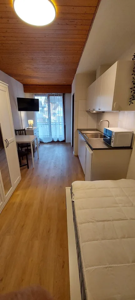 Möbliertes Studio mit Balkon und Parkplatz in Meierskappel