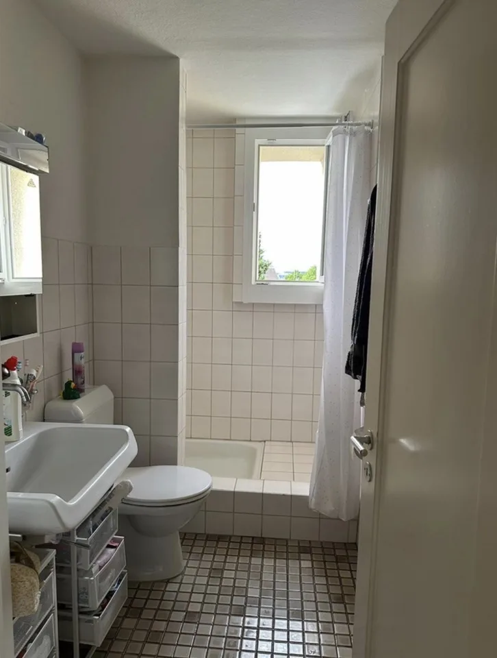 Shared Flat Close to the Airport and City
