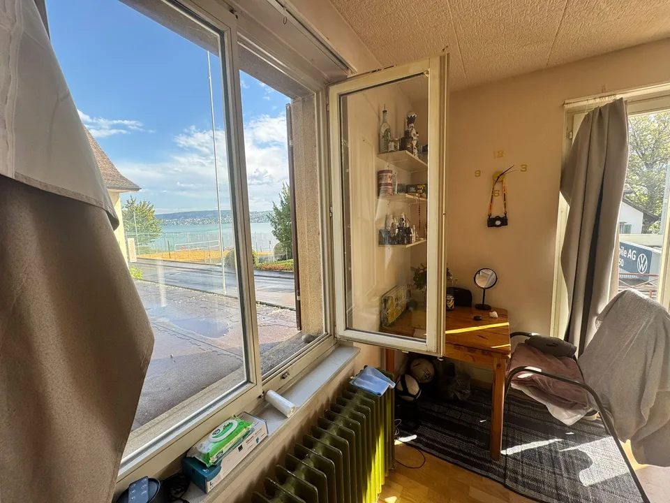 WG Zimmer mit Balkon und Seesicht