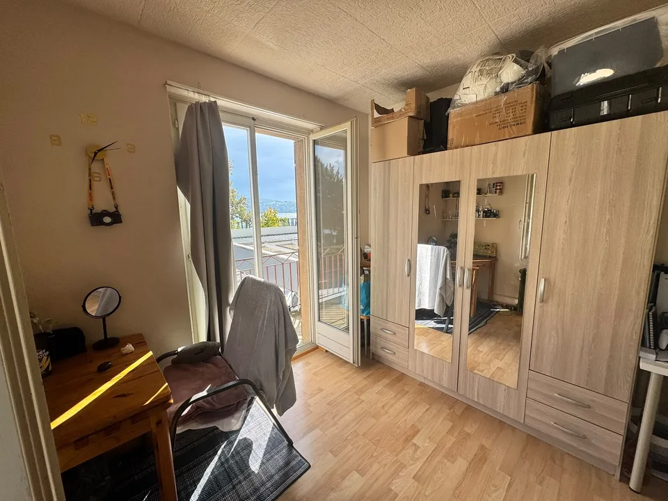 WG Zimmer mit Balkon und Seesicht