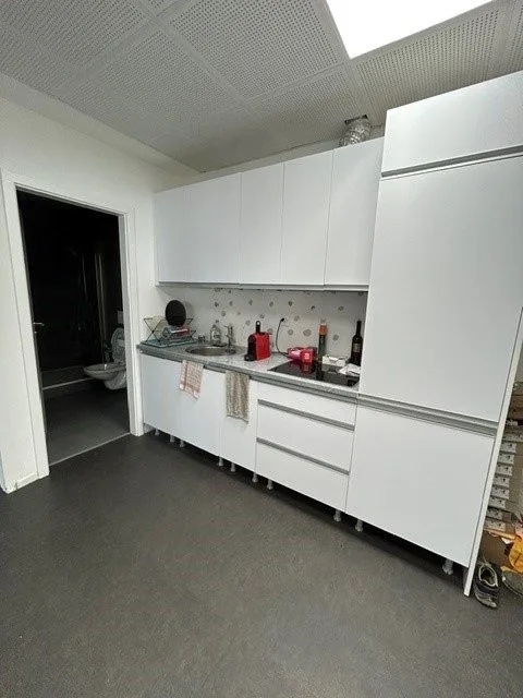 Dépôt - Local de 120 m2 à louer à Belfaux ! – Foto 6 von 7