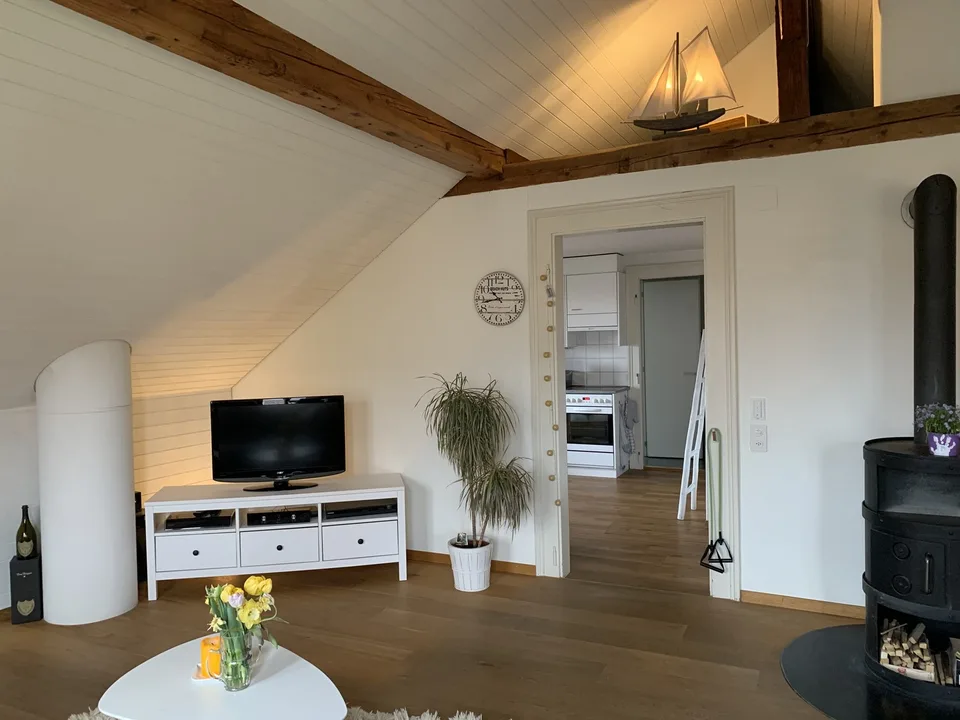 Grosszügige Wohnung im Dorfkern mit zwei Balkonen