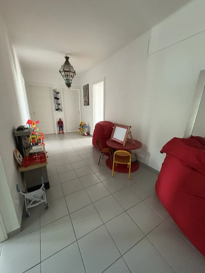Magnifique appartement ensoleillé avec vue sur le lac – photo 4 sur 8
