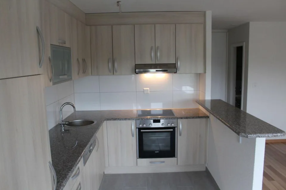 Gemütliche 2-Zimmer-Wohnung mit Balkon in Rudolfstetten-Friedlisberg