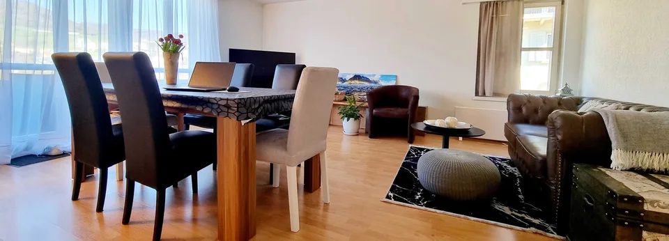Appartement lumineux et spacieux de 4,5 pièces en situation en pente à Erlinsbach AG