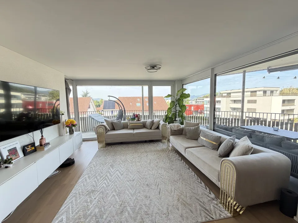 Moderne 3,5-Zimmer-Wohnung in Lenzburg – Neubau mit Balkon