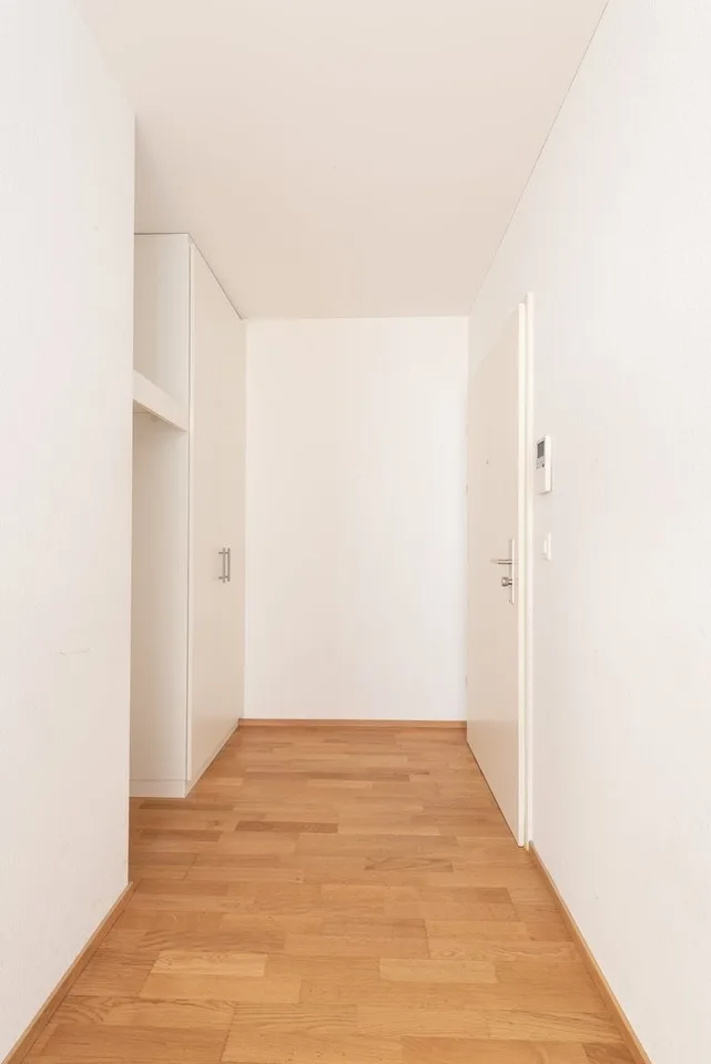 Gemütliche 3.5-Zimmer-Wohnung mit Balkon in Bern Brünnen – Foto 6 von 11