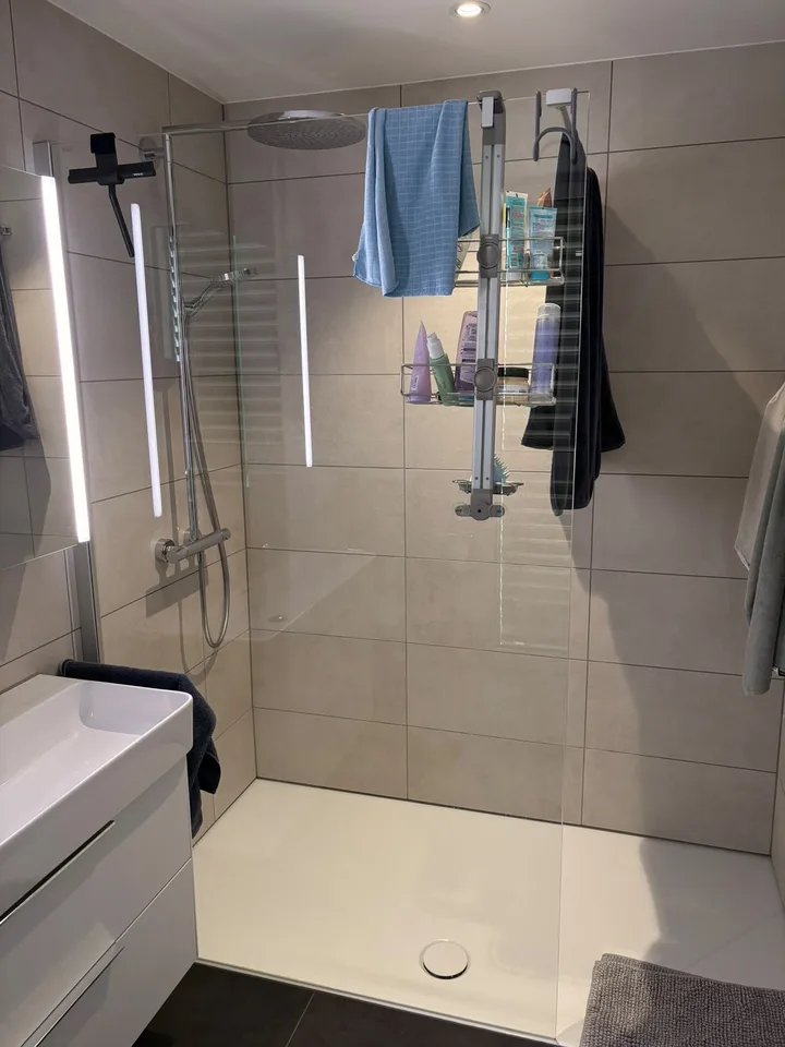 Moderne 4.5 Zh Wohnung mit Eigentumsstandard