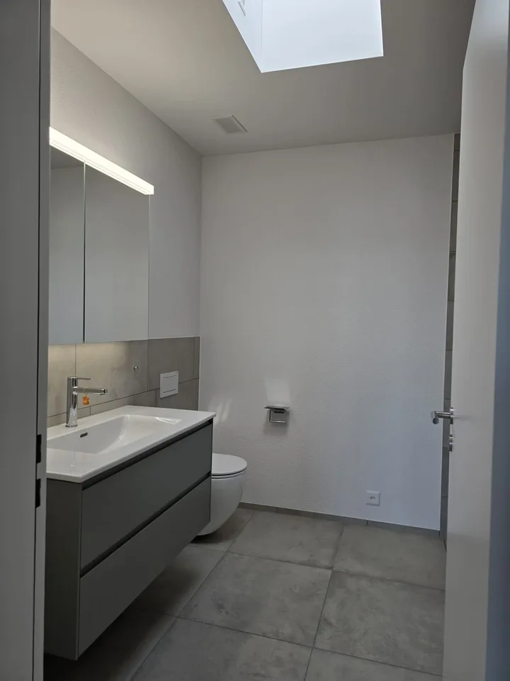 Grosszügige, moderne Neubau-Attika-Wohnung 3,5 Zimmer in Oftringen